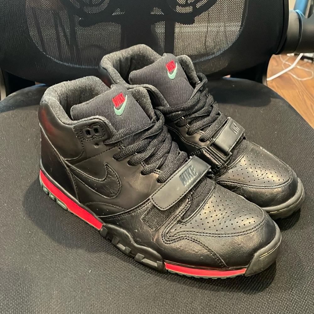Nike Air Trainer 1’s (M 9.5).
